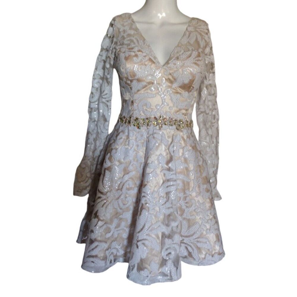 masquerade Dress Women 7/8‎ White Lace and Sequin Rhinestones Party Graduation